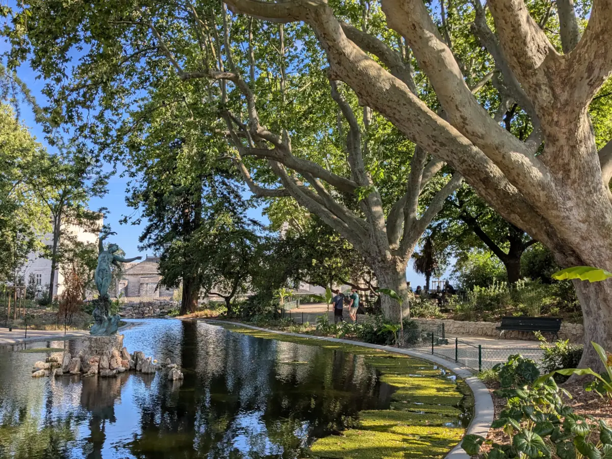 Le Jardin des Doms à Avignon près de La Banasterie
