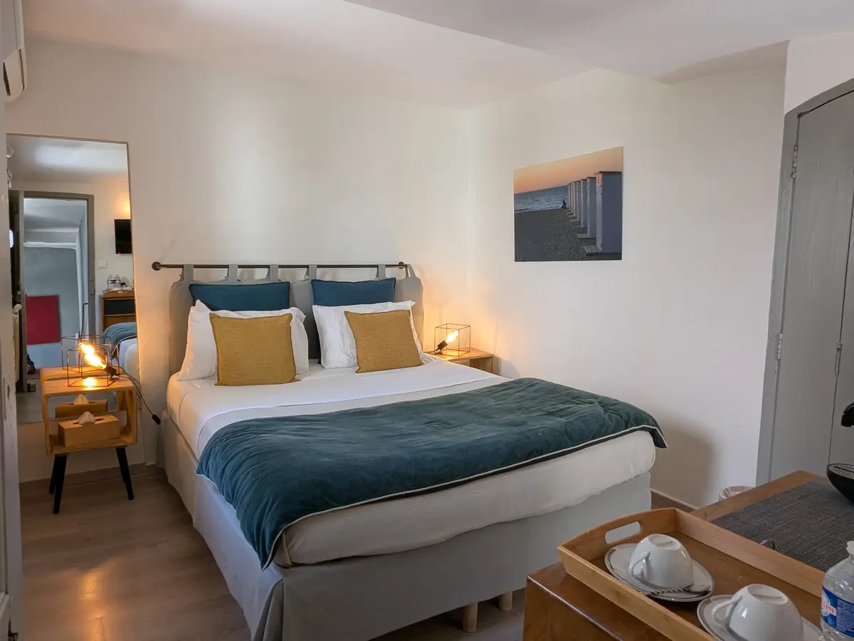 Chambre Criollo sous les toits de La Banasterie